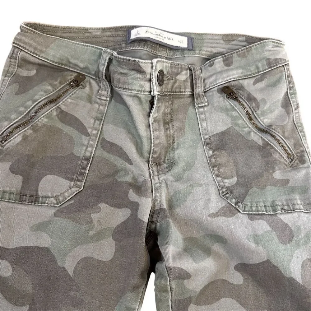 Abercrombie & Fitch Women's Camo Skinny Moto Jeans Size 0 Ankle Zippers